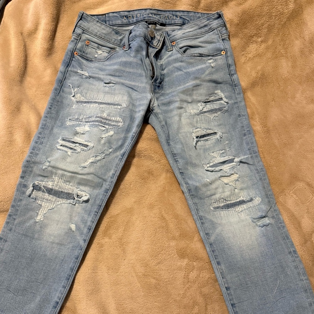 American Eagle Outfitters Light Blue Distressed Jeans